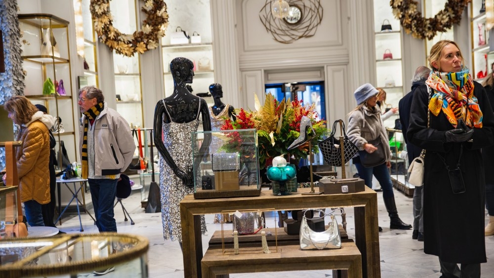 Khi tạo được lý do để mọi người quay lại nhiều lần, thương hiệu sẽ để lại một “dấu ấn cảm xúc”.